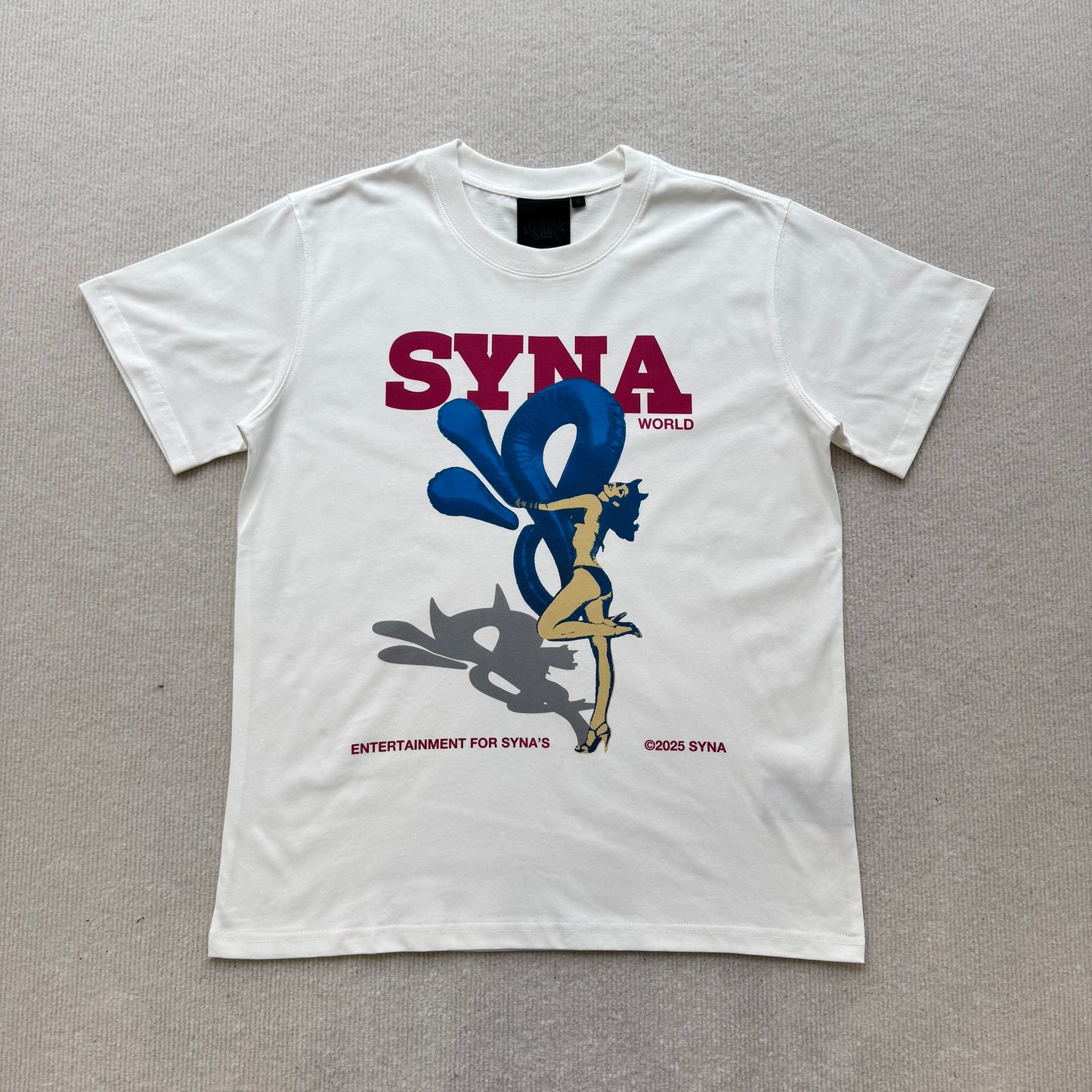 Syna World T-shirt