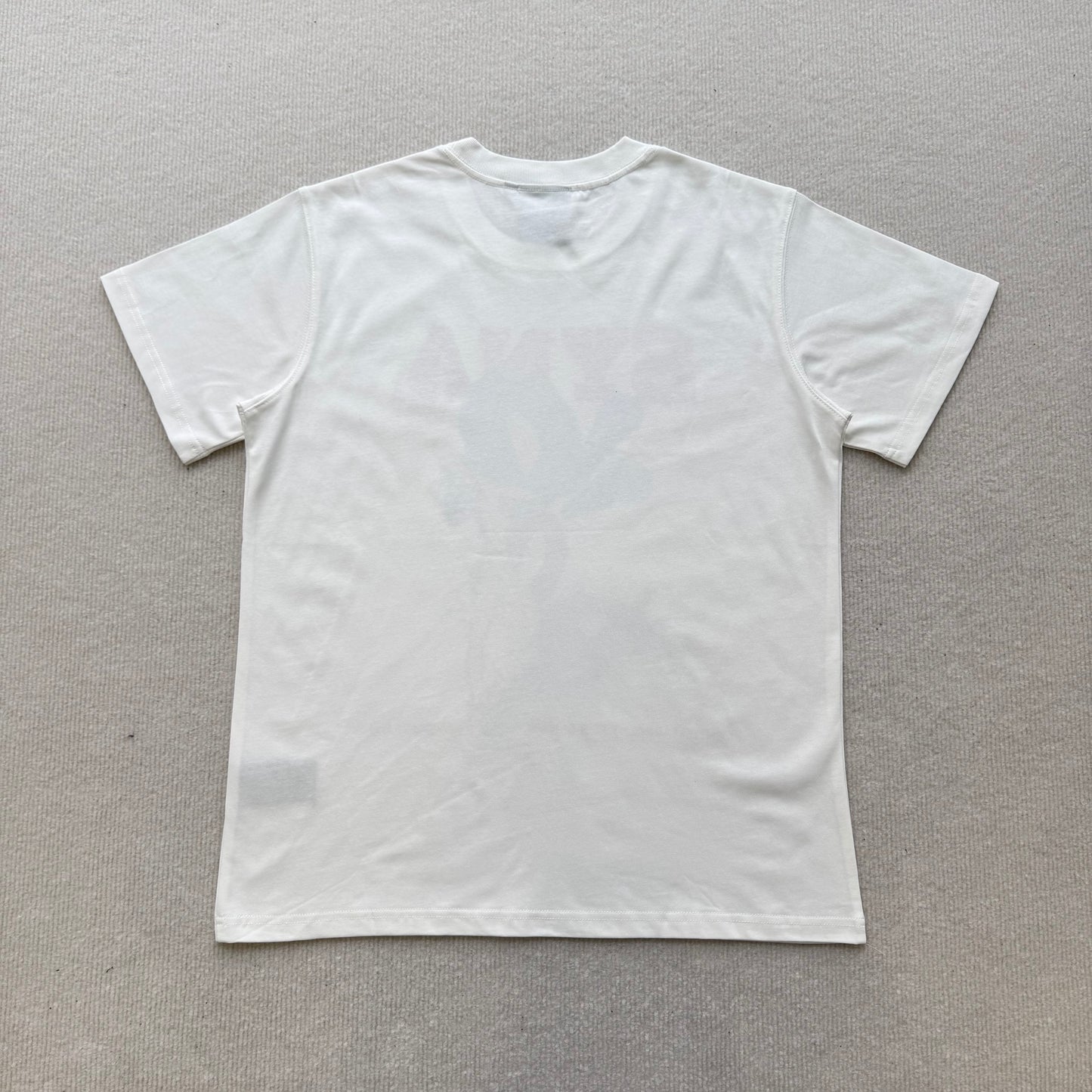 Syna World T-shirt