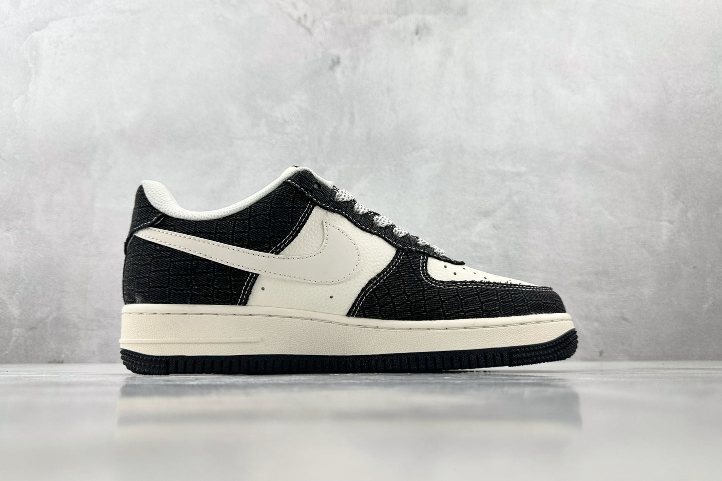Louis Vuitton x Nike Air Force 1