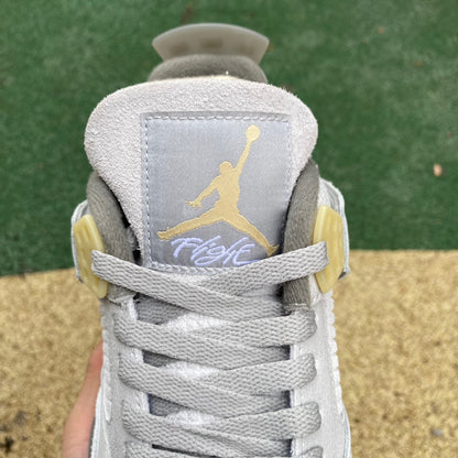 Air Jordan 4