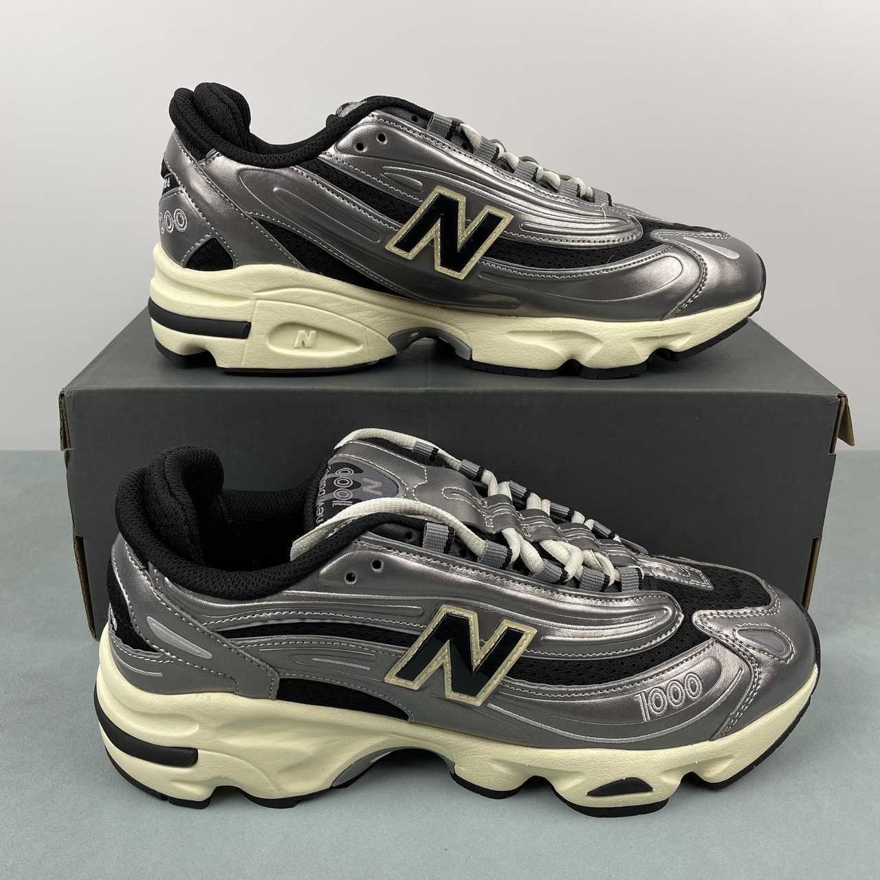 New Balance 1000