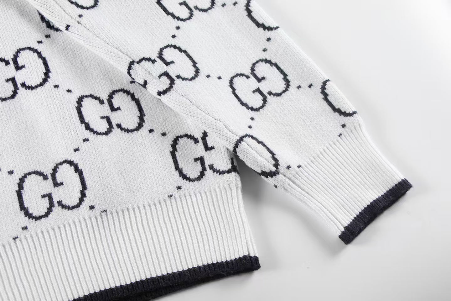 Gucci Sweater