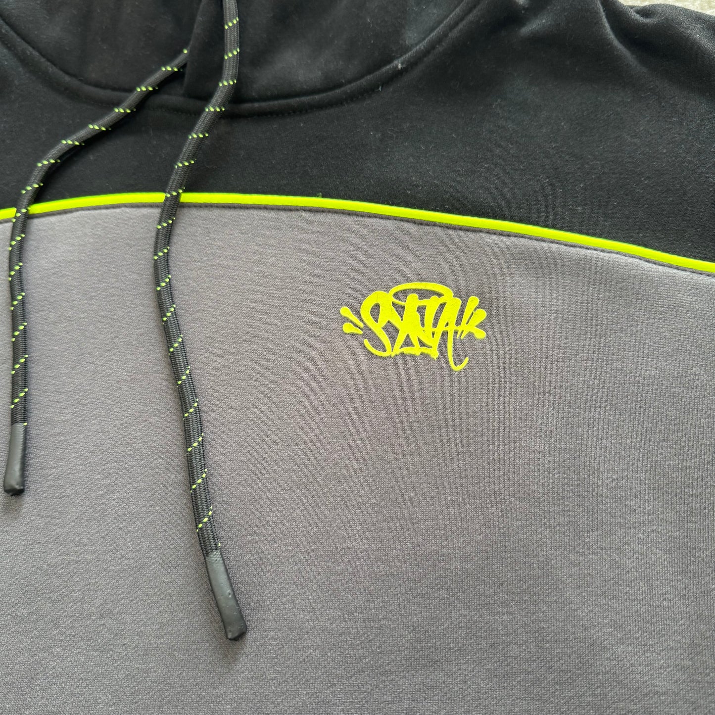 Syna World Hoodie Sweater