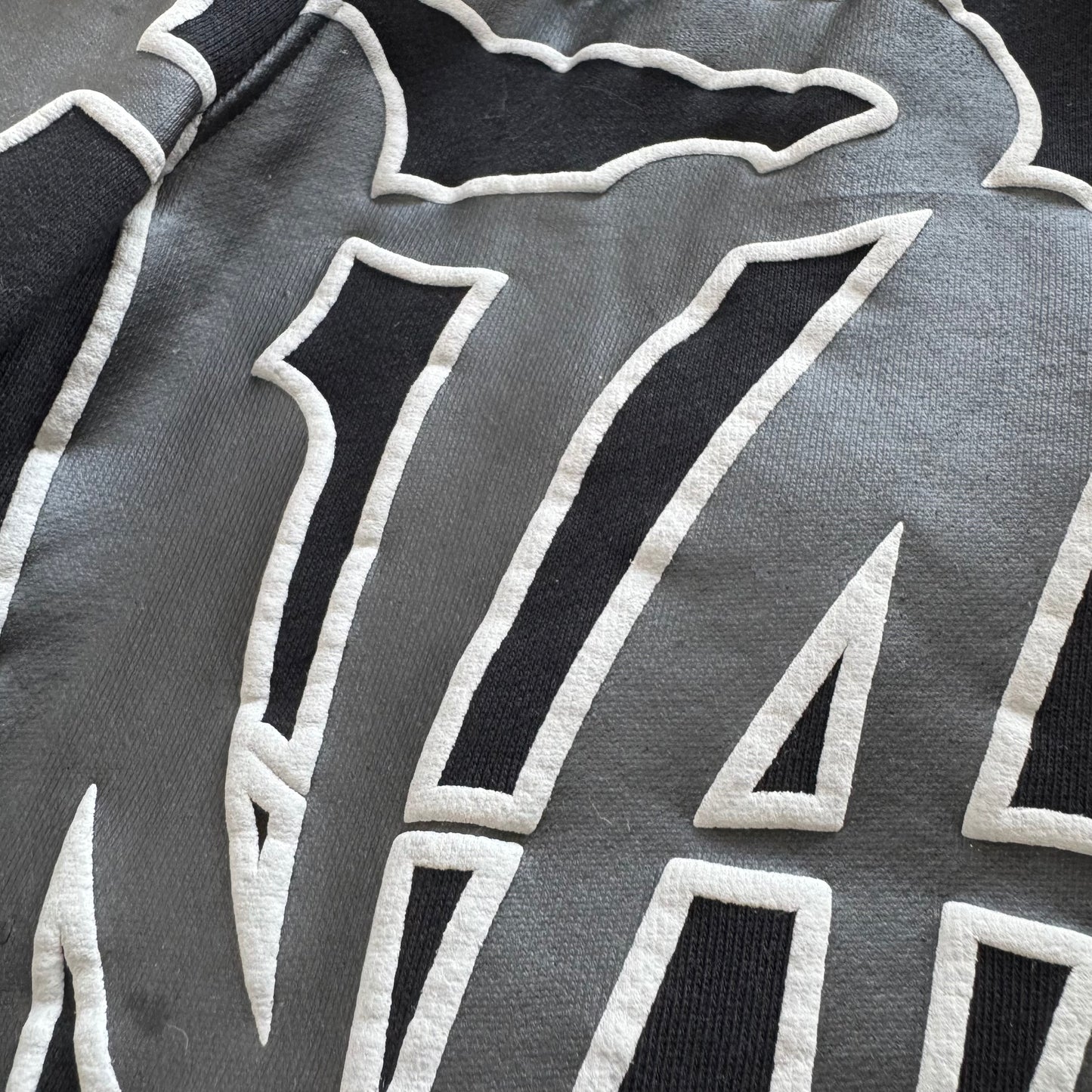 Syna World T-shirt