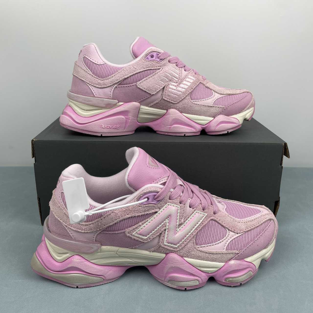 New Balance 9060
