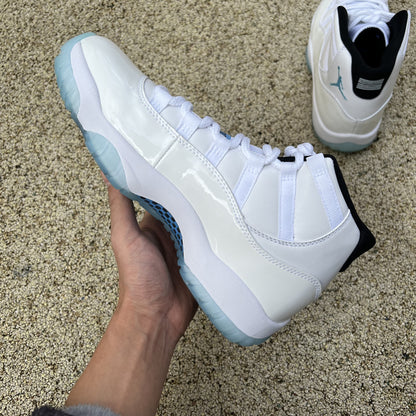 Air Jordan 11