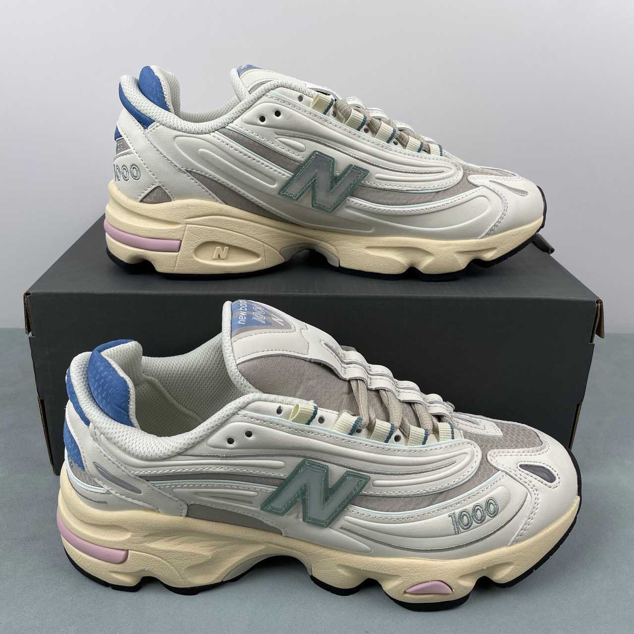 New Balance 1000