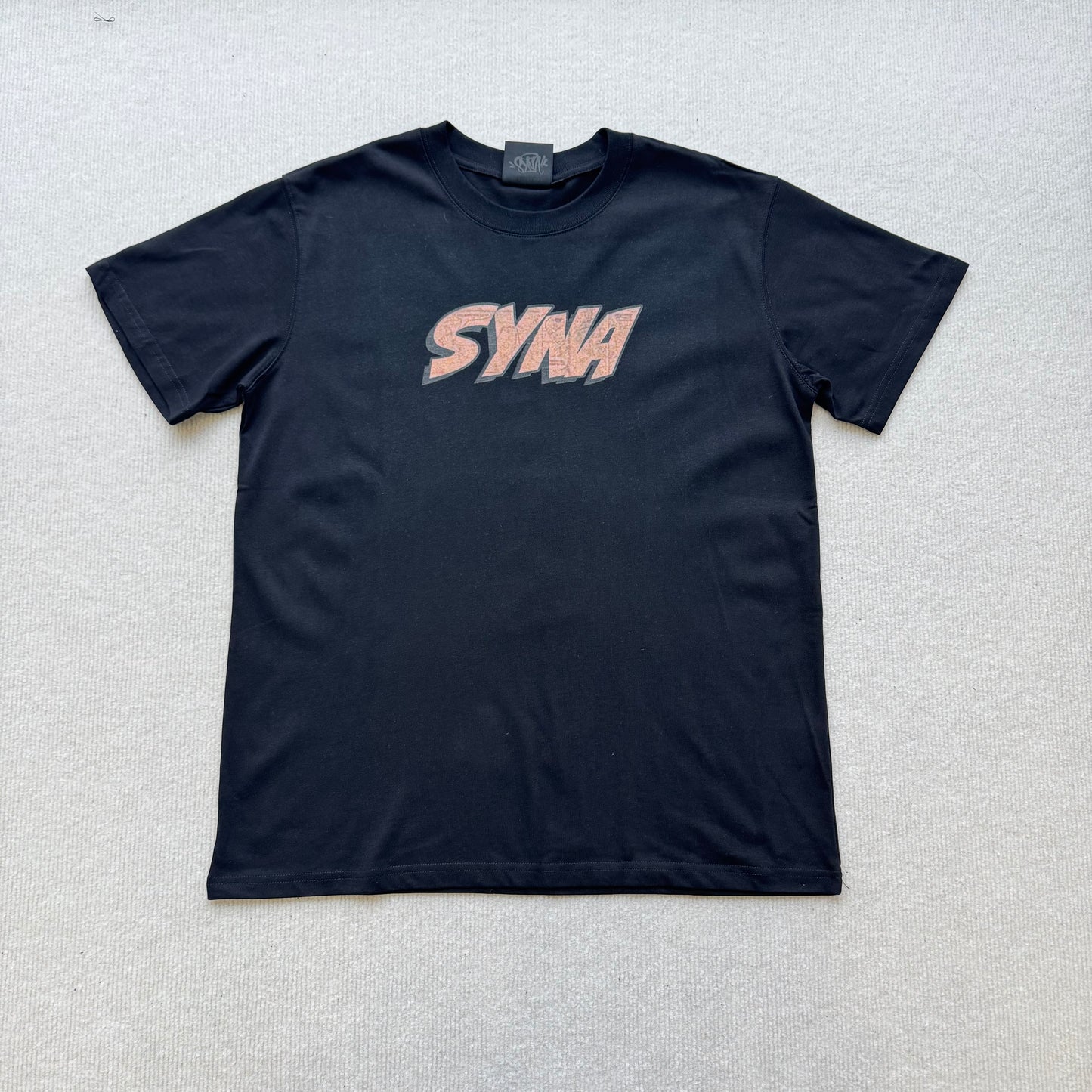 Syna World T-shirt