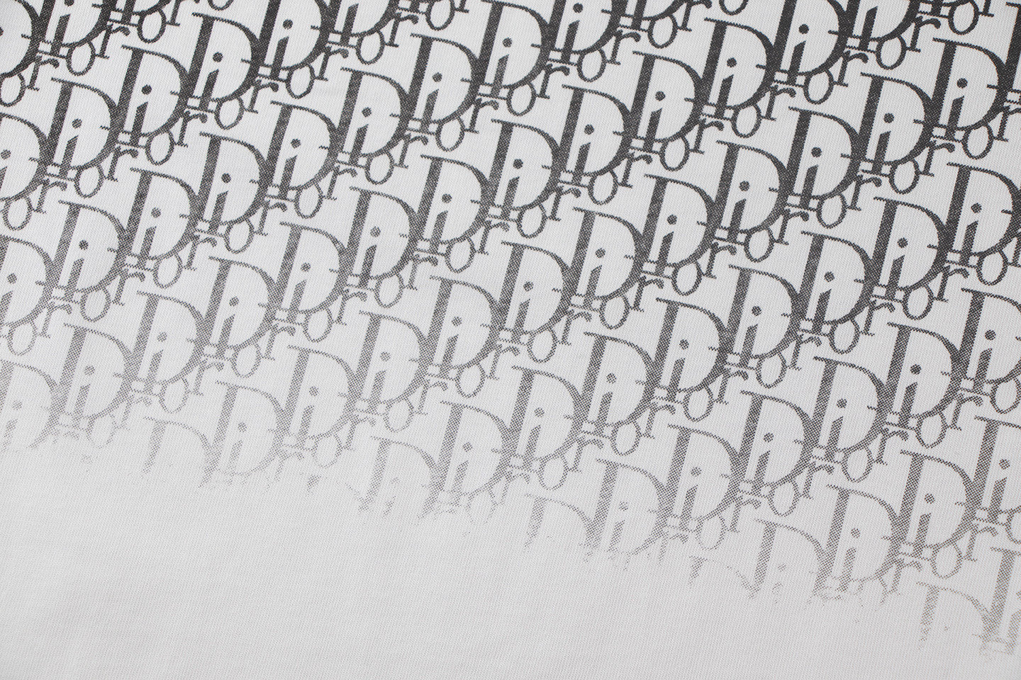 Dior T-shirt