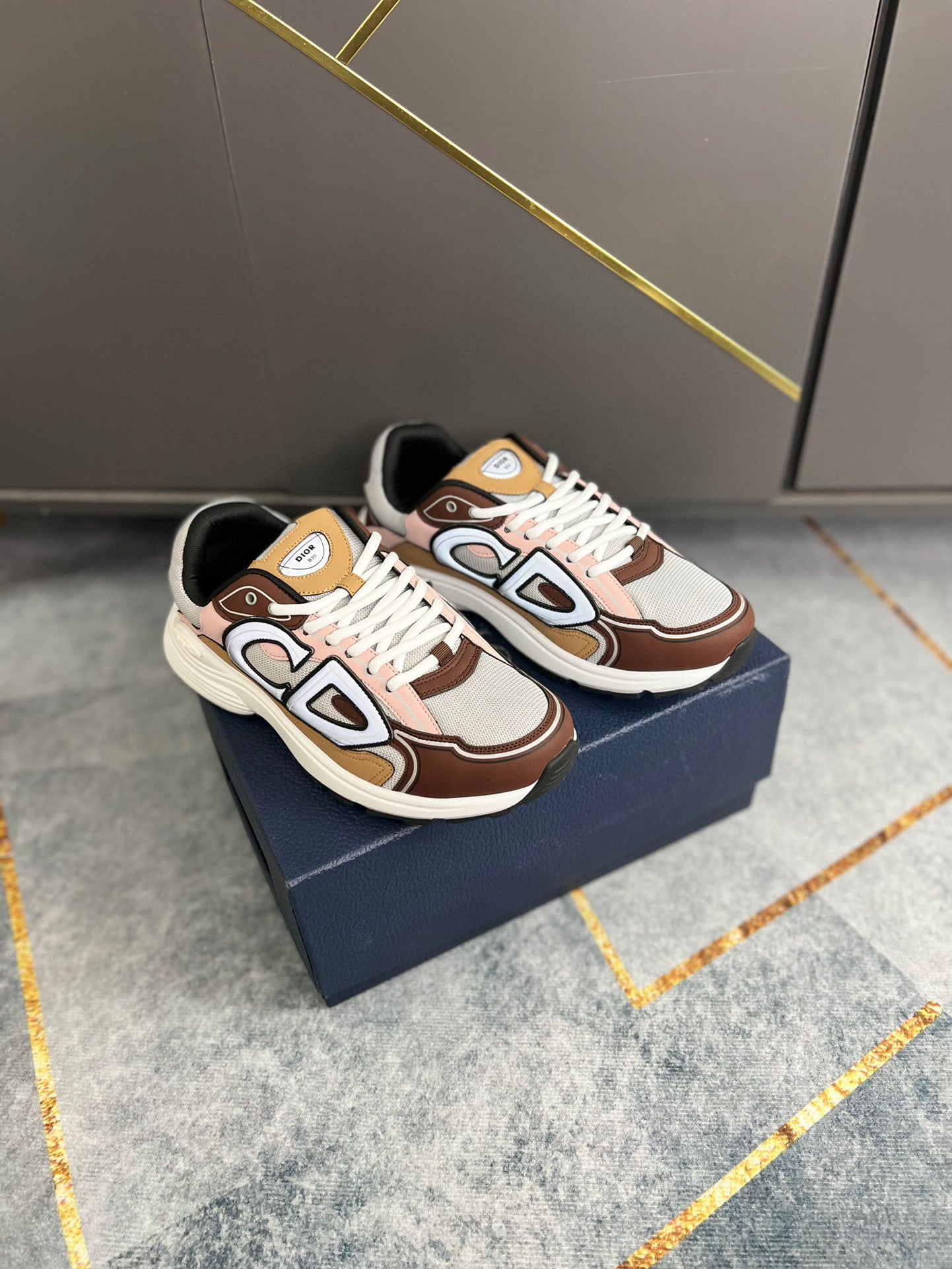 Dior B30