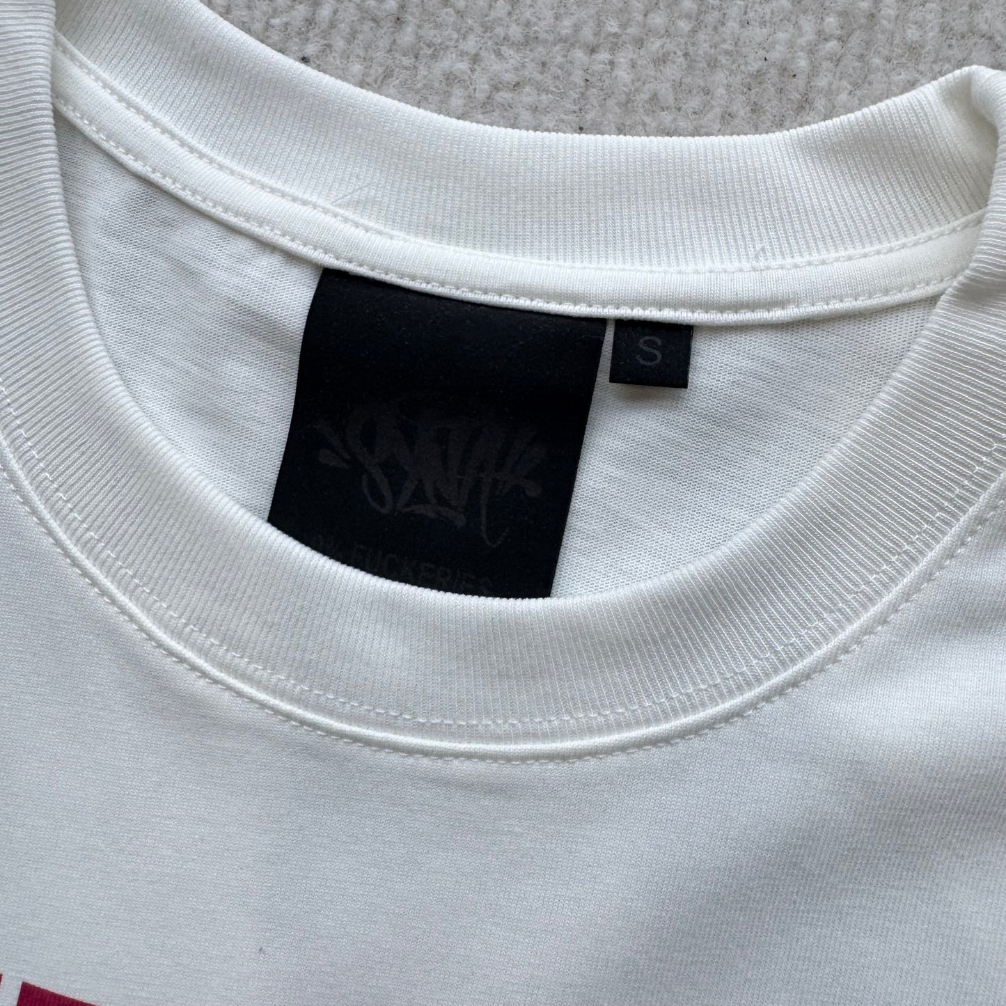Syna World T-shirt