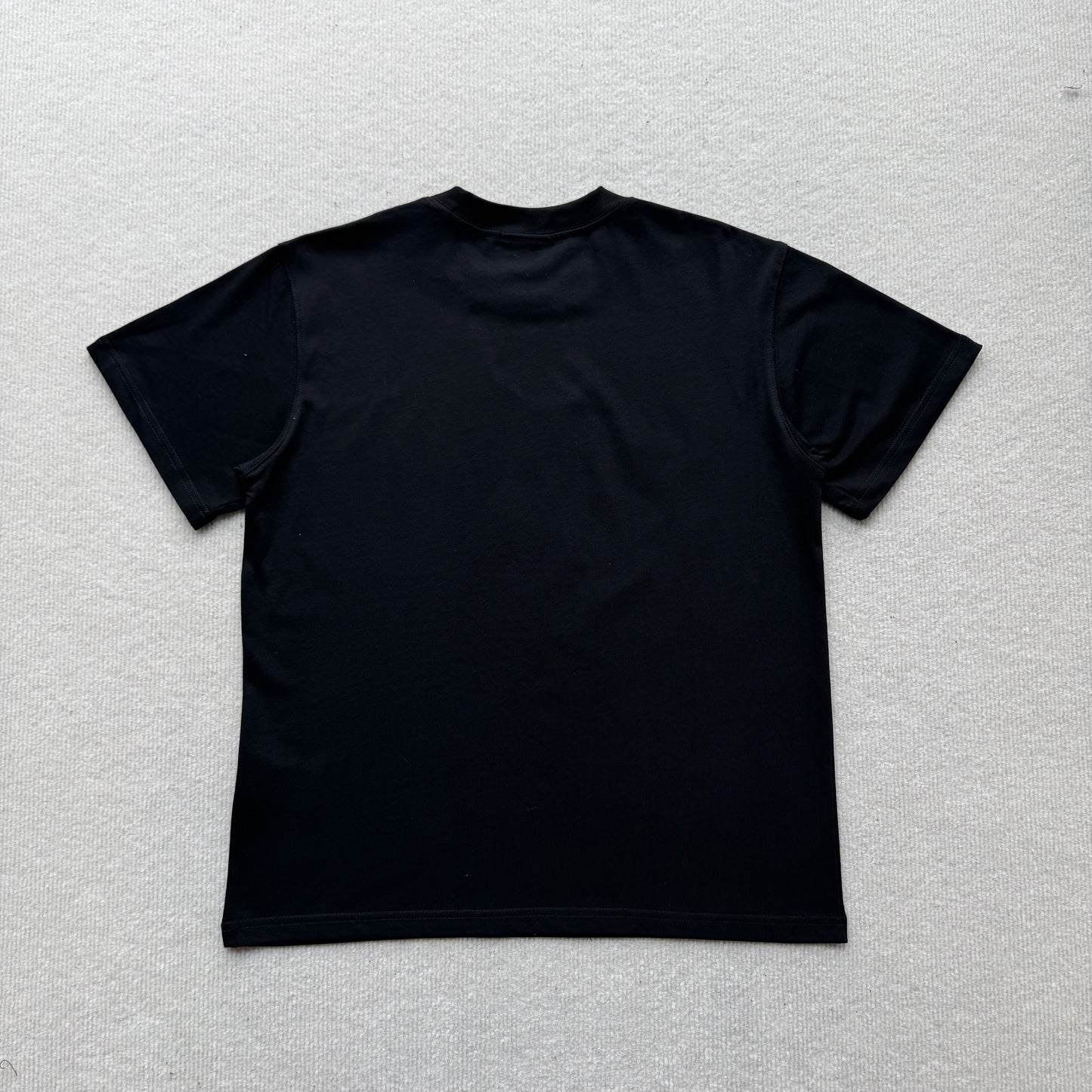 Syna World T-shirt