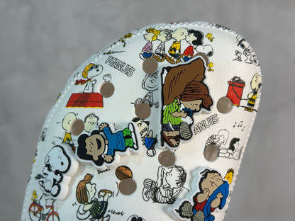 Crocs Classic Peanuts Clog