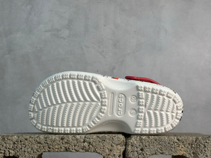 Crocs Classic Peanuts Clog
