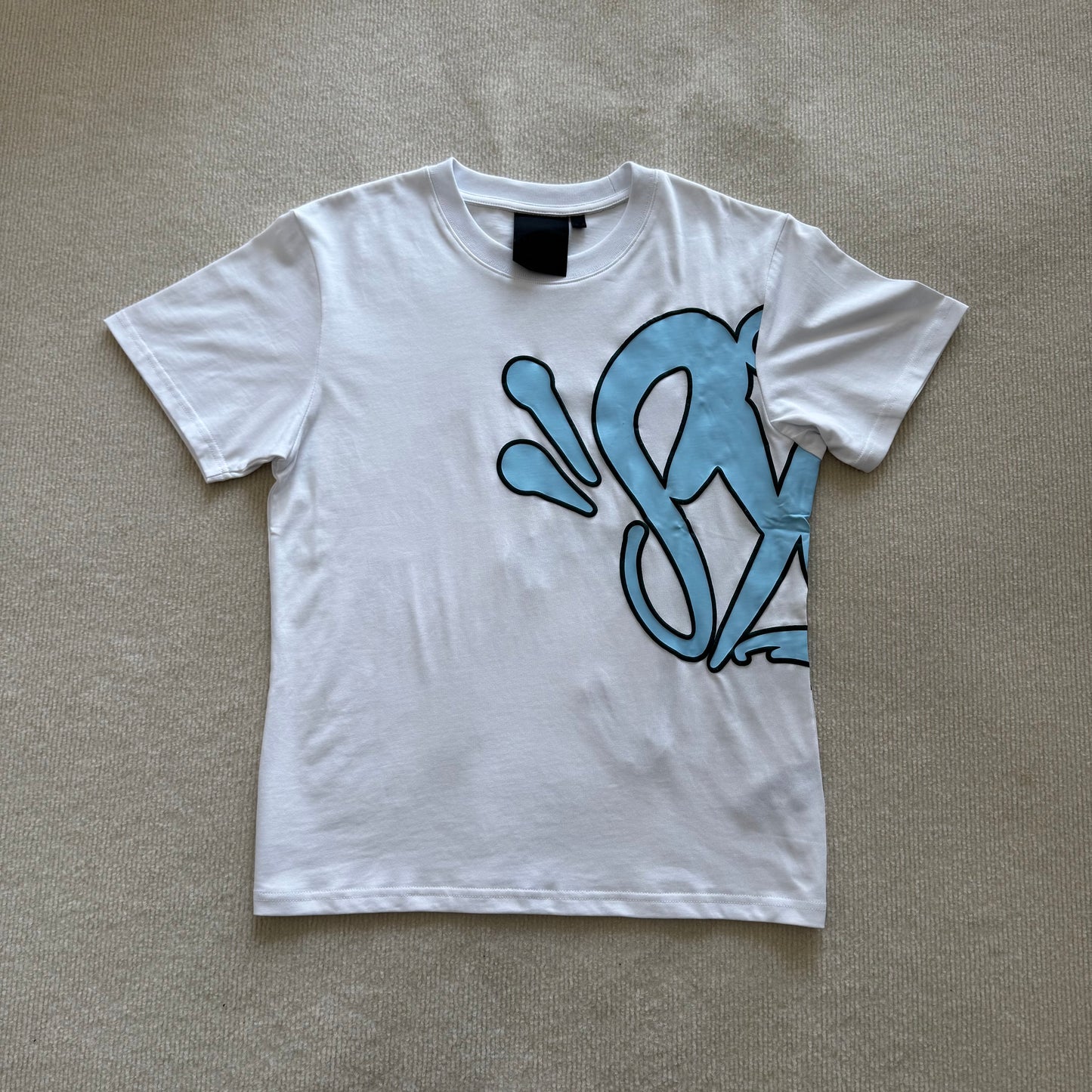 Syna World T-shirt