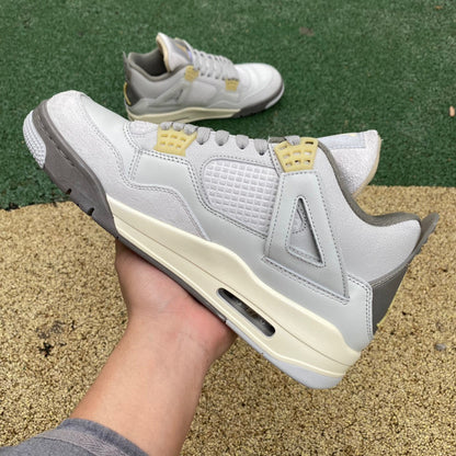 Air Jordan 4