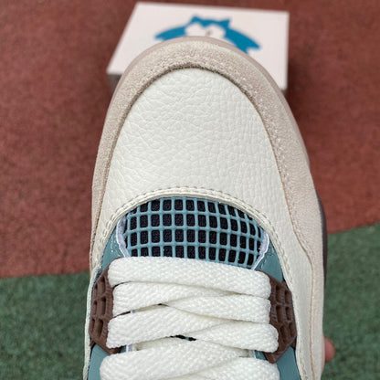 Air Jordan 4