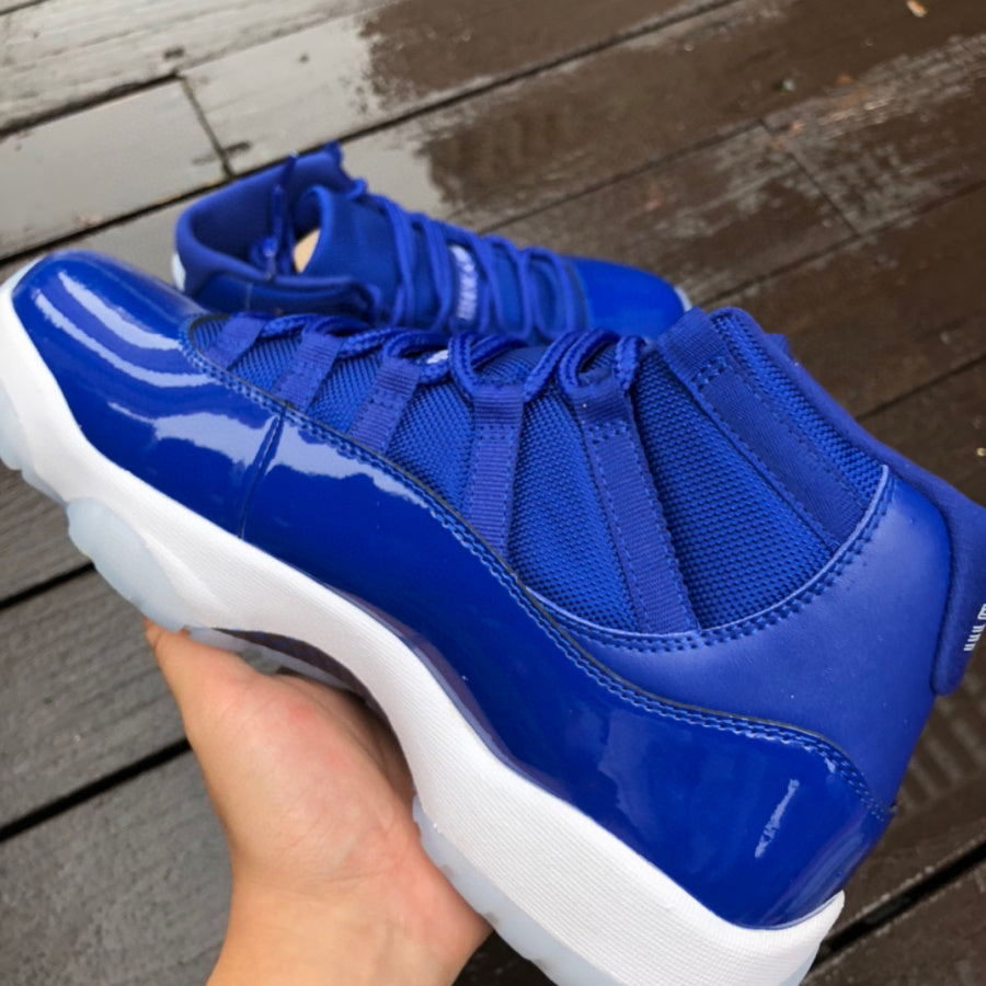 Air Jordan 11
