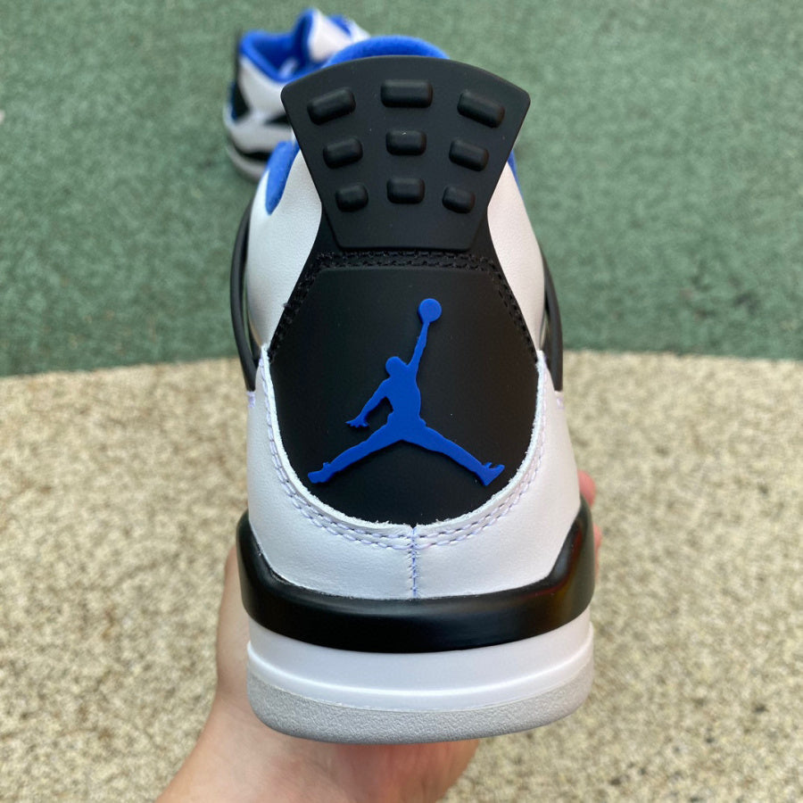 Air Jordan 4