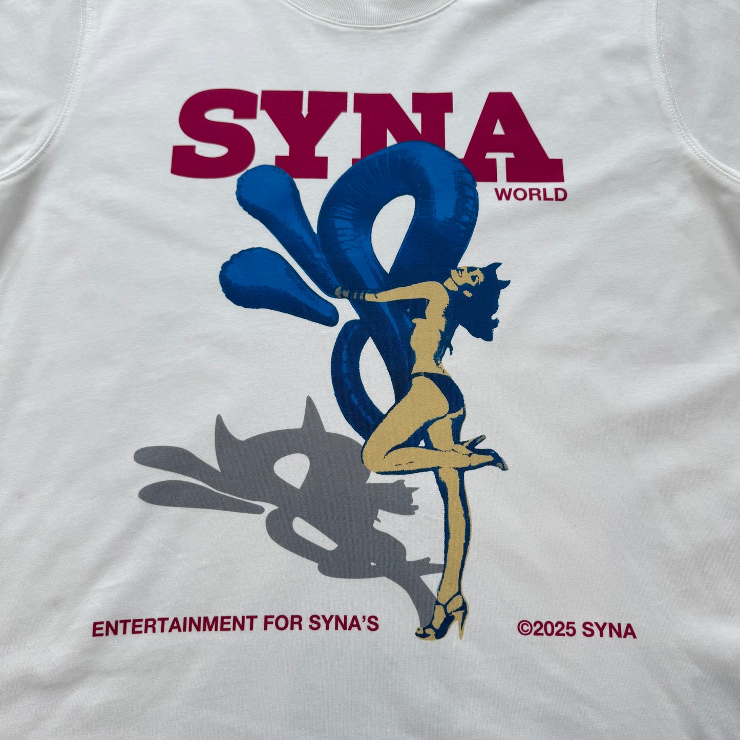Syna World T-shirt