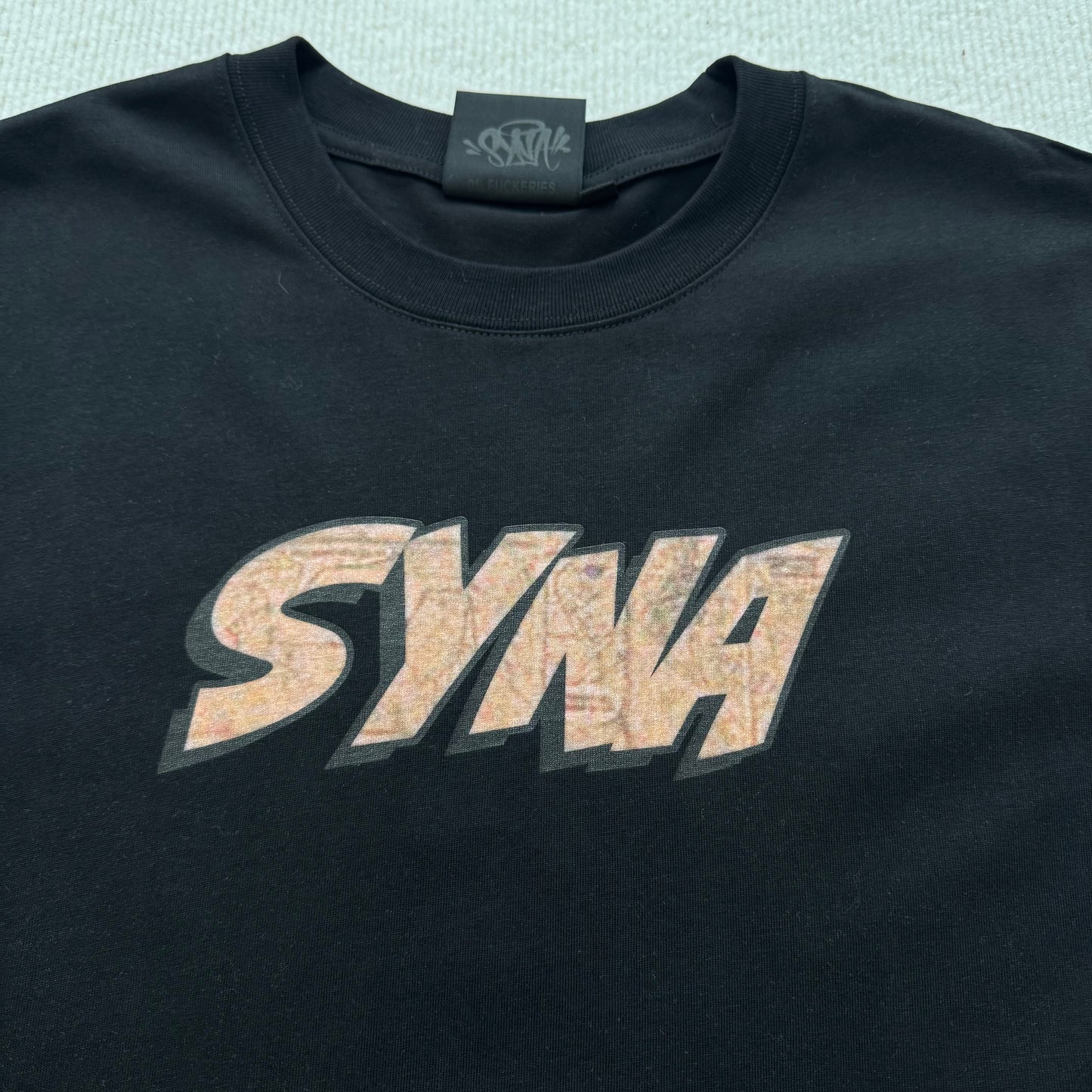 Syna World T-shirt