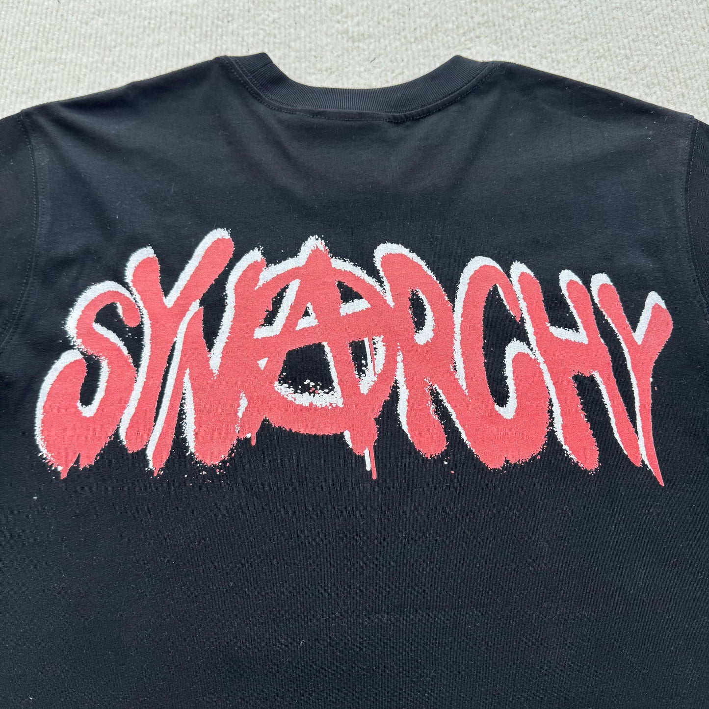 Syna World T-shirt