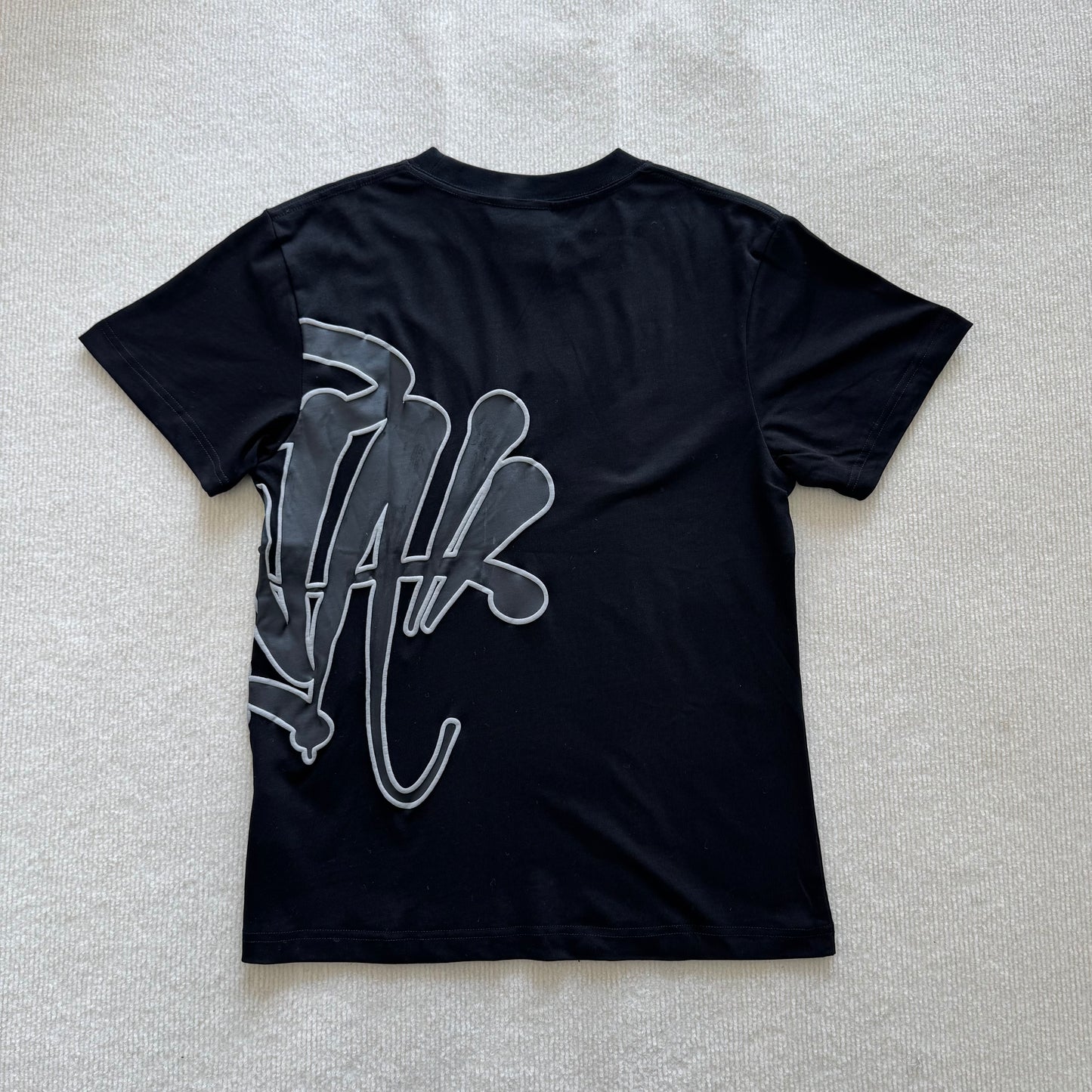 Syna World T-shirt