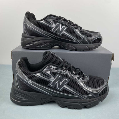 New Balance 740