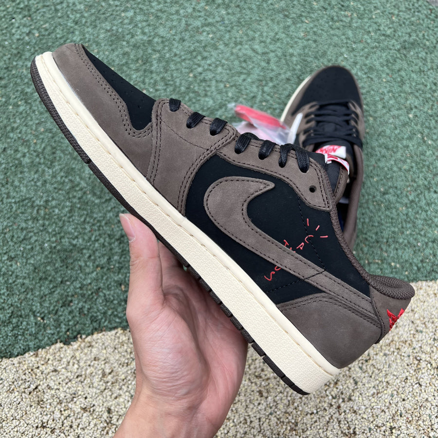 Jordan 1 Low