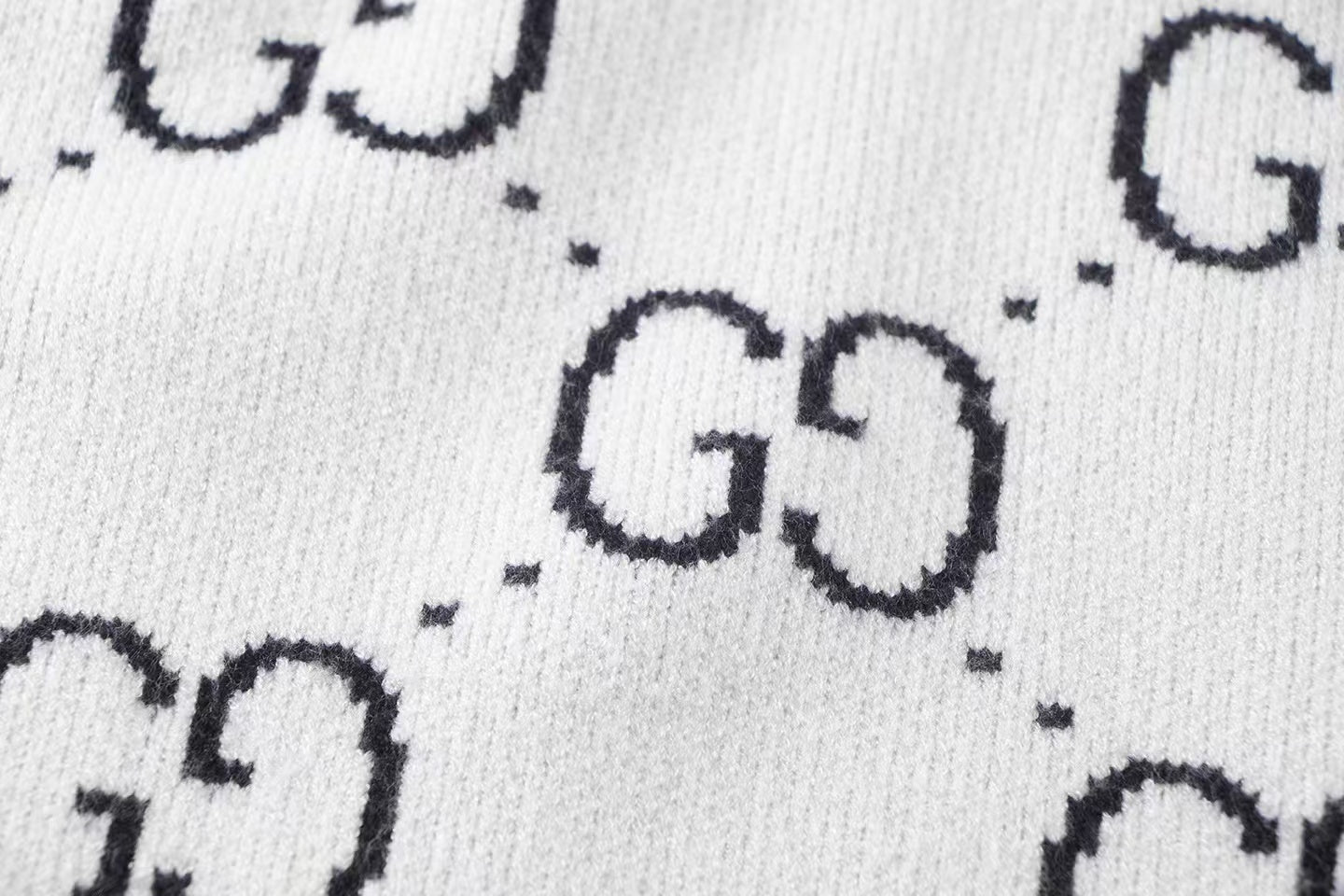Gucci Sweater