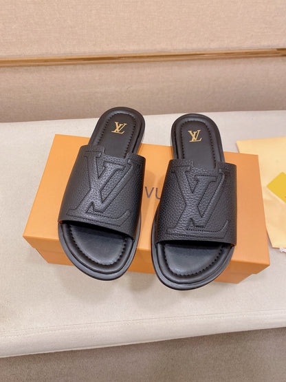 Louis Vuitton Chinelos