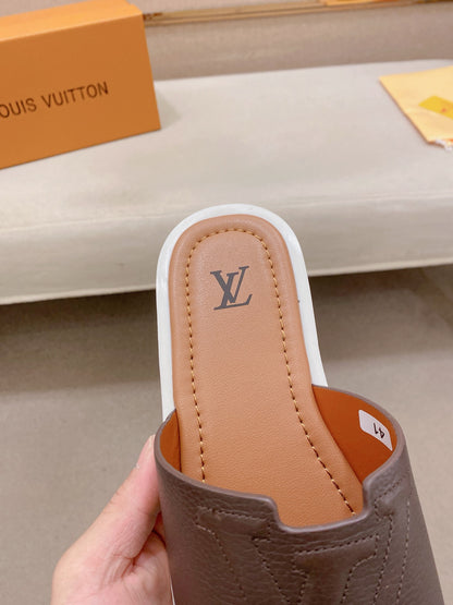 Louis Vuitton Chinelos