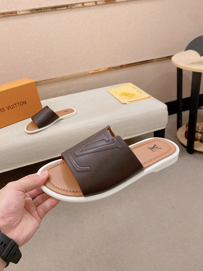 Louis Vuitton Chinelos
