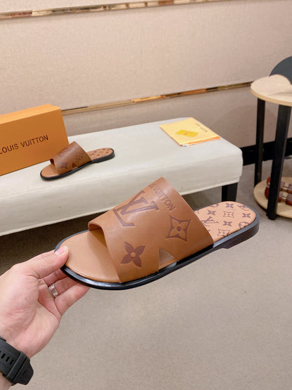Louis Vuitton Chinelos