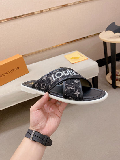 Louis Vuitton Chinelos