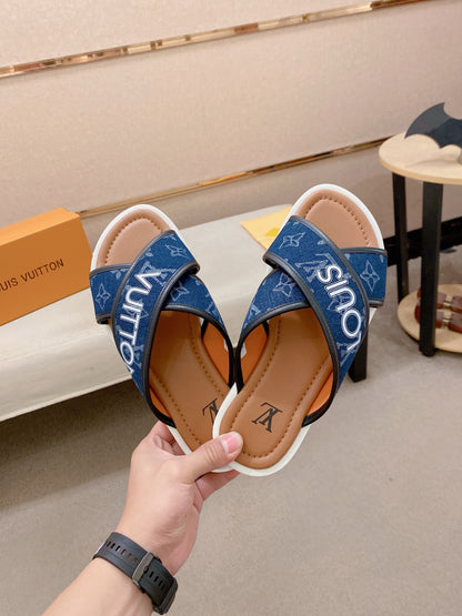Louis Vuitton Chinelos