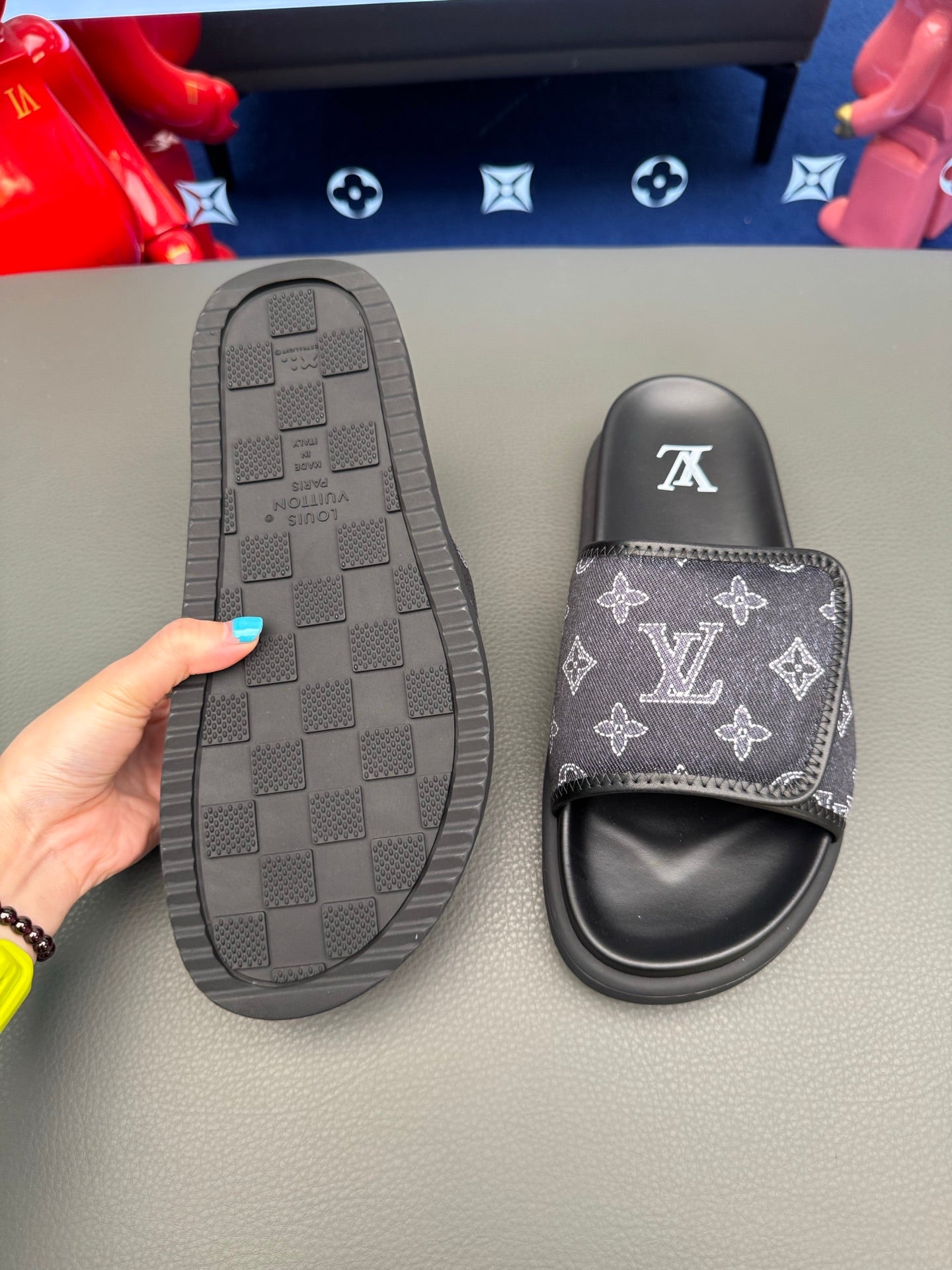 Louis Vuitton Chinelos